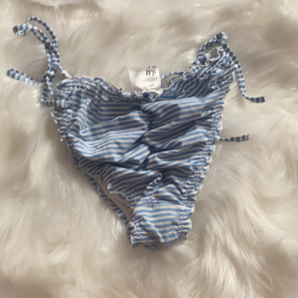 Bikini blue and white - Picture 3 of 6